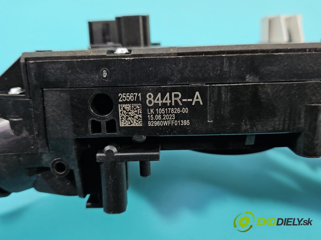 Renault Express 1.5 dci 95 hp manual 70 kW 1461 cm3 5- Přepínač sdružený 255671844R (Páčky pod volantem)