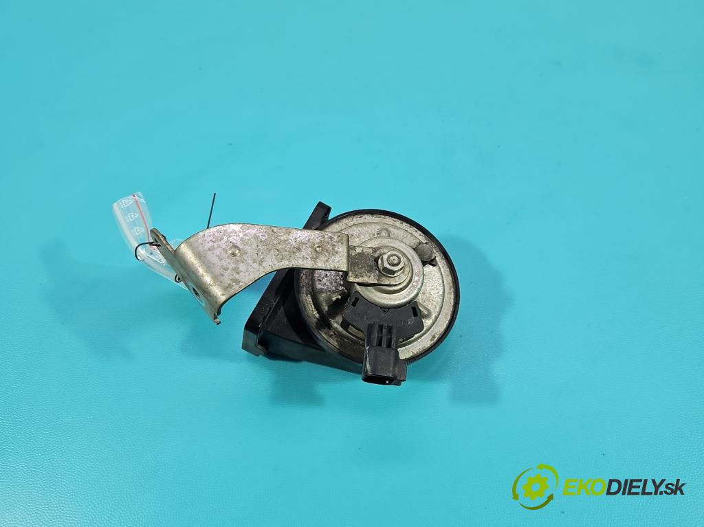 Volvo S90 II 2016- 2.0 T 320KM automatic 235 kW 1969 cm3 4- Klakson: 31490797