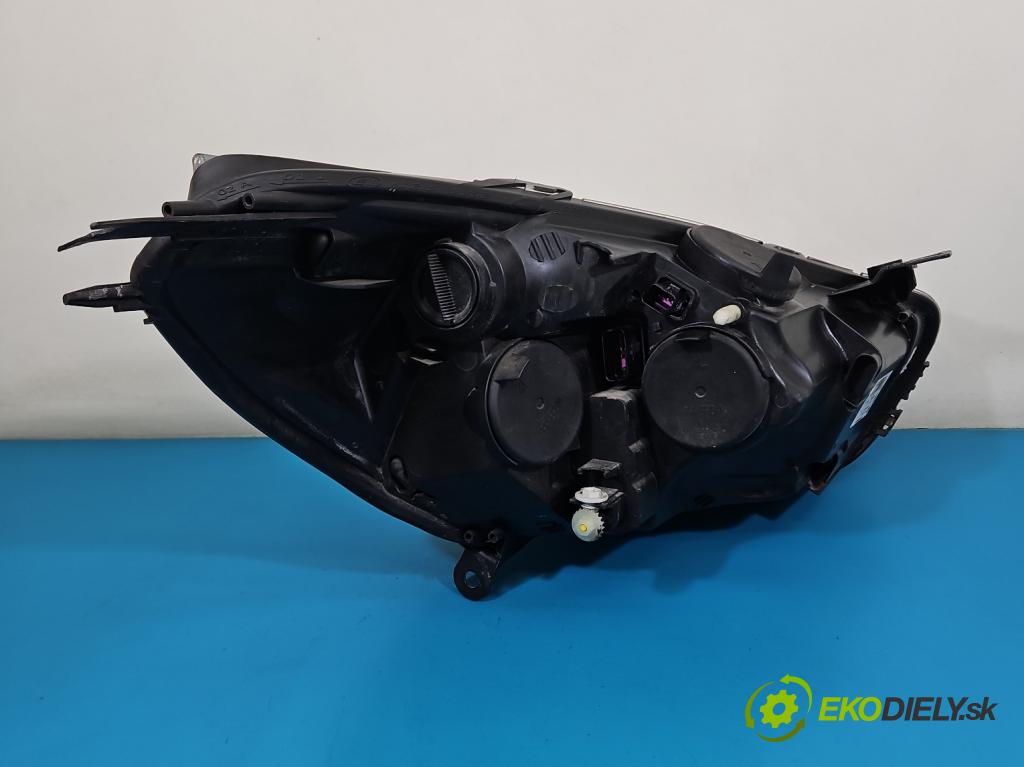 Renault Clio IV 2012-2020 1.2 16V 73 HP manual 54 kW 1149 cm3 5- Reflektor: ľavý 260601475R (Kľučka dverí ostatné)