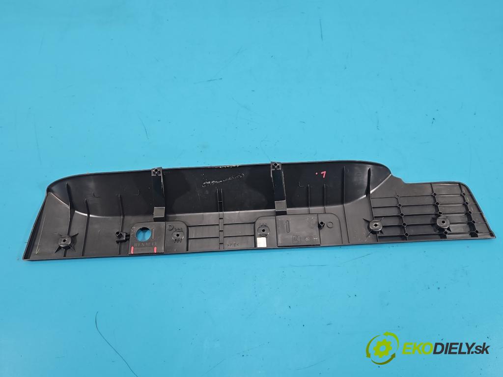 Renault Express 1.5 dci 95 hp manual 70 kW 1461 cm3 5- kryt plastová 828736113R