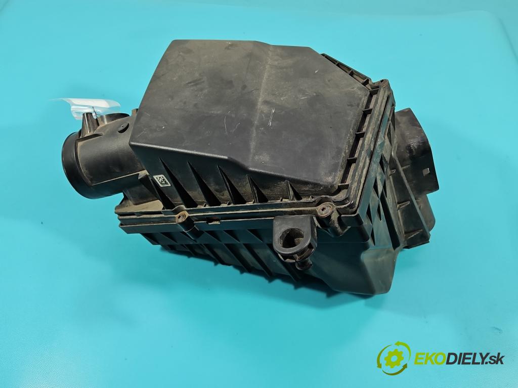 Volvo S90 II 2016- 2.0 T 320KM automatic 235 kW 1969 cm3 4- obal filtra vzduchu 31370229 (Kryt vzduchového filtru)