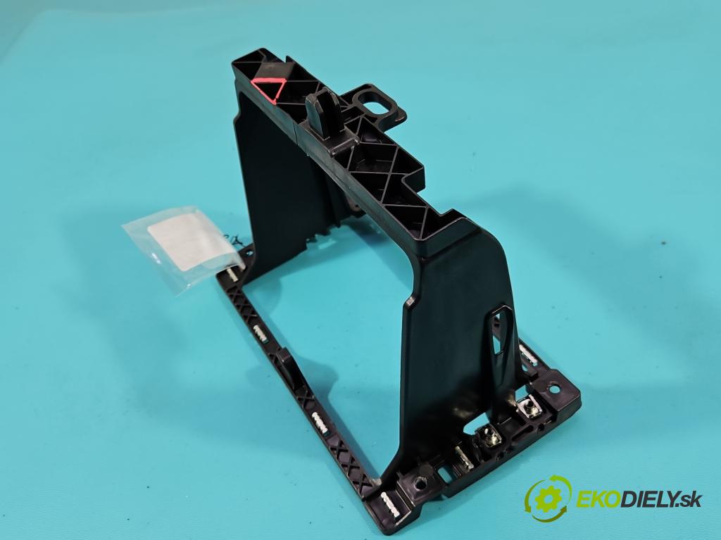 Renault Express 1.5 dci 95 HP manual 70 kW 1461 cm3 5- Upevnenie: 681326595R