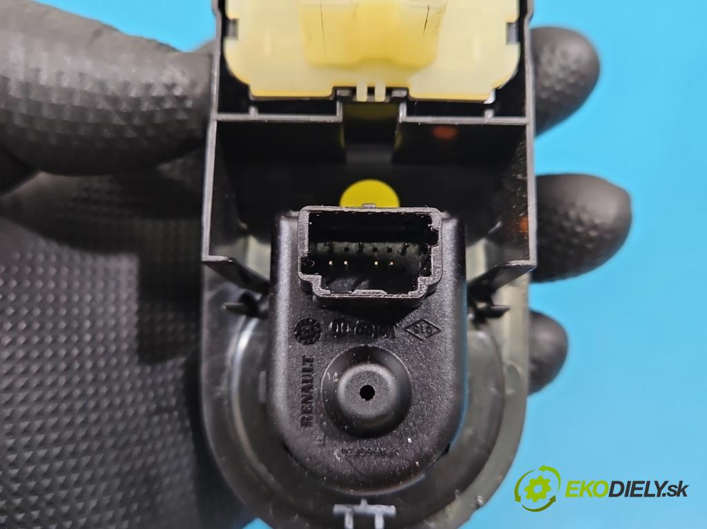 Renault Clio IV 2012-2020 1.2 16V 73 HP manual 54 kW 1149 cm3 5- prepínač okien spätných zrkadiel 809611667R