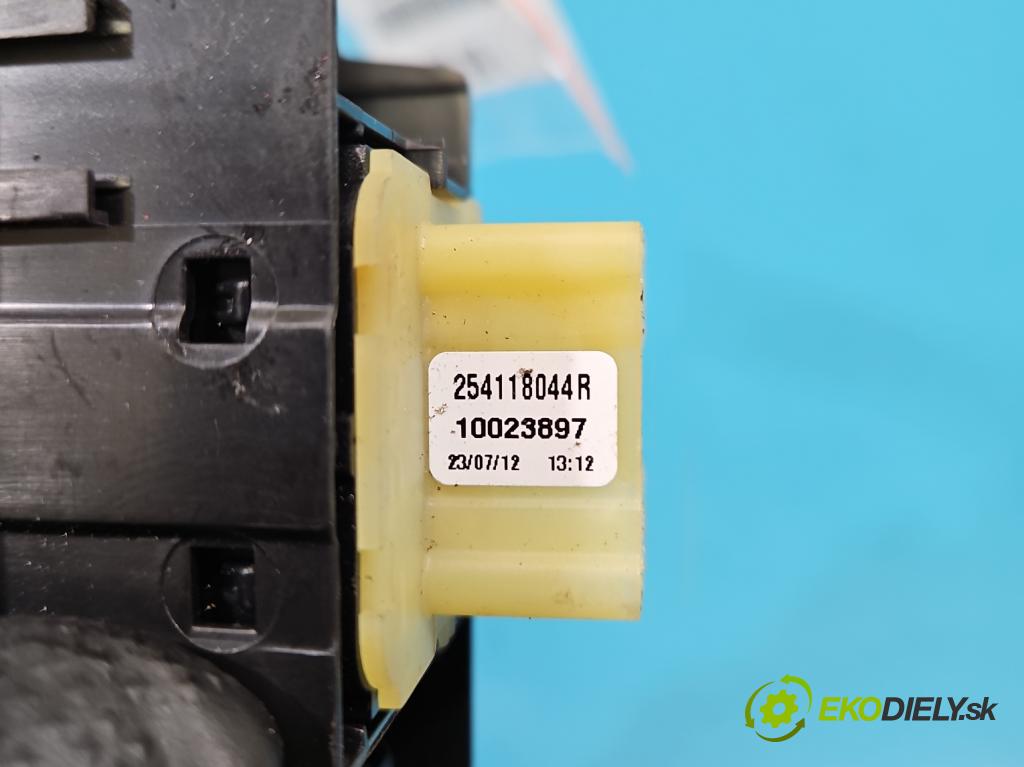 Renault Clio IV 2012-2020 1.2 16V 73 HP manual 54 kW 1149 cm3 5- prepínač okien spätných zrkadiel 809611667R