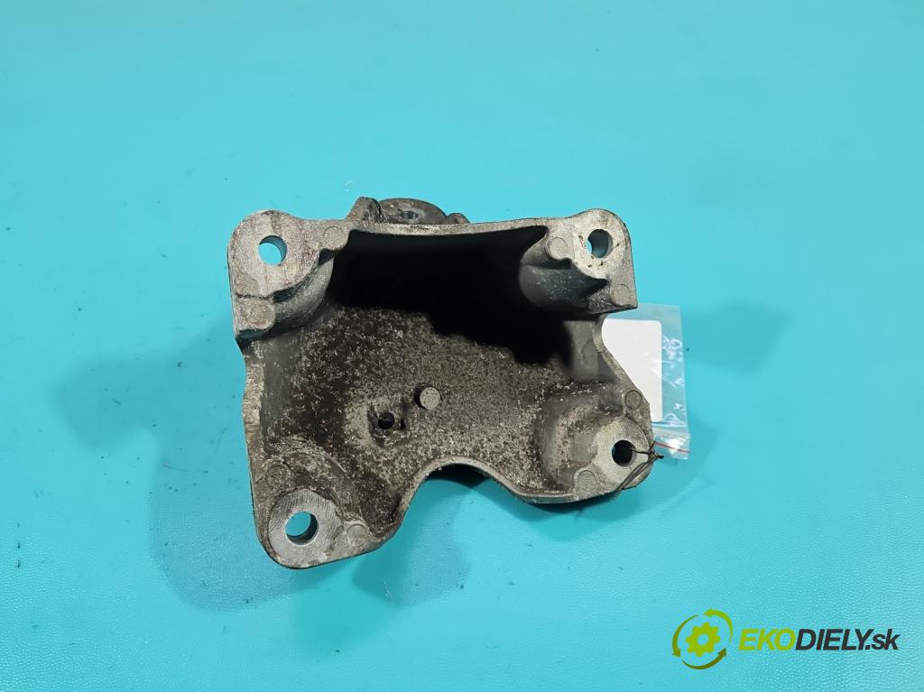 Jaguar XF II X260 2015- 3.0 V6 340KM: automatic 250 kW 2995 cm3 4- držiak motora GX63-6061-BB