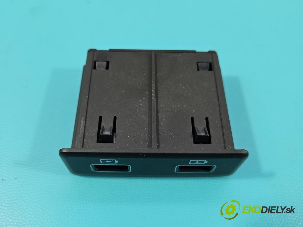 Renault Express 1.5 dci 95 hp manual 70 kW 1461 cm3 5- zásuvka USB 280233791R