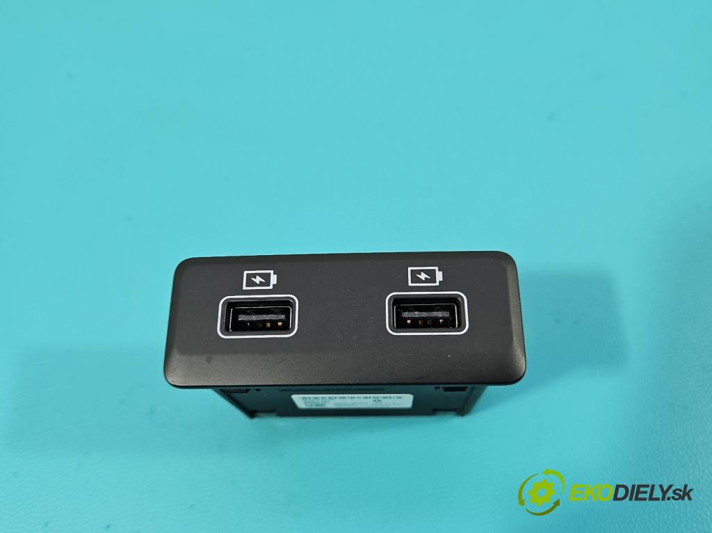 Renault Express 1.5 dci 95 hp manual 70 kW 1461 cm3 5- zásuvka USB 280233791R