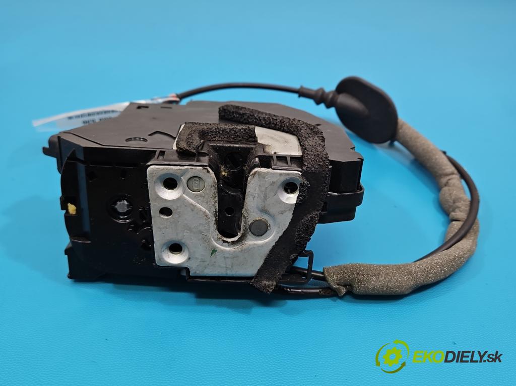 Renault Clio IV 2012-2020 1.2 16V 73 HP manual 54 kW 1149 cm3 5- zámok predné pravý 805004945R