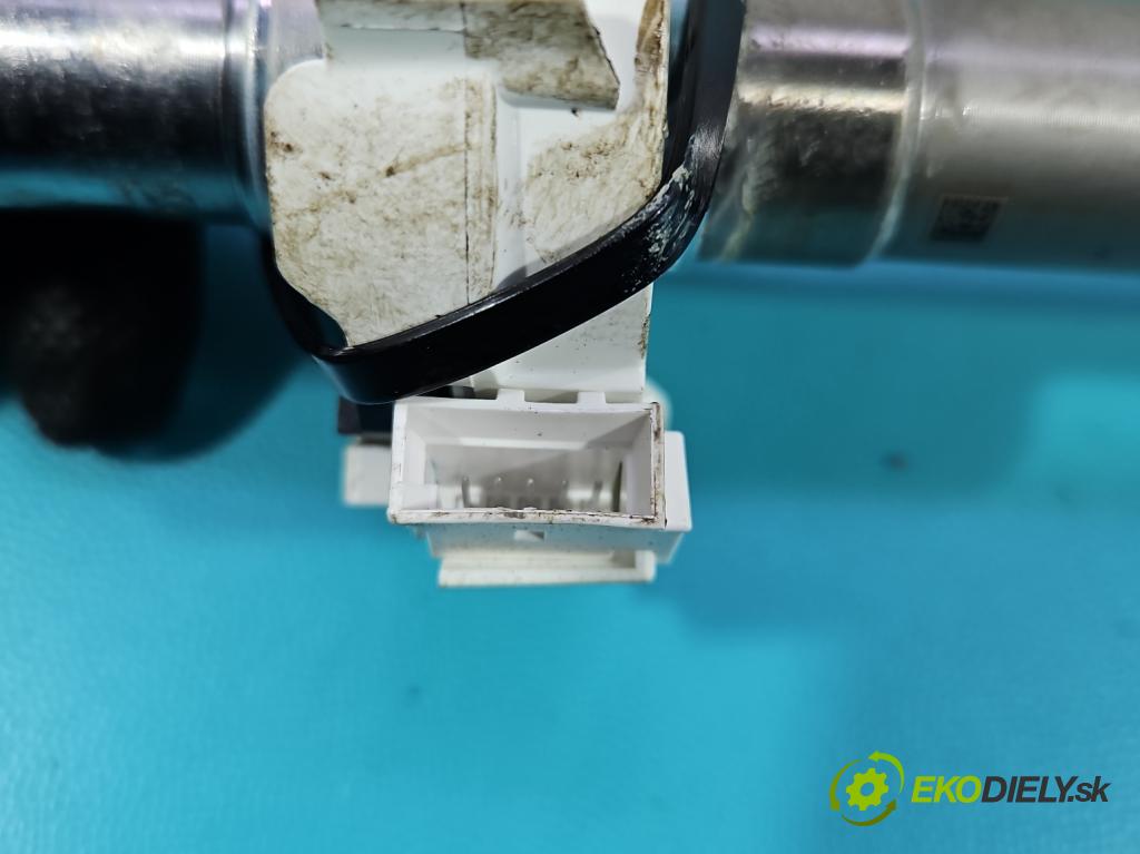 Volvo S90 II 2016- 2.0 T 320KM automatic 235 kW 1969 cm3 4- snímač uhla otočenie: 414256