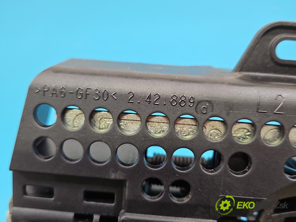 Renault Clio IV 2012-2020 1.2 16V 73 HP manual 54 kW 1149 cm3 5- rukoväť predné ľavé mimo: 806079576R (Kľučka dverí vonkajšia predná ľavá)