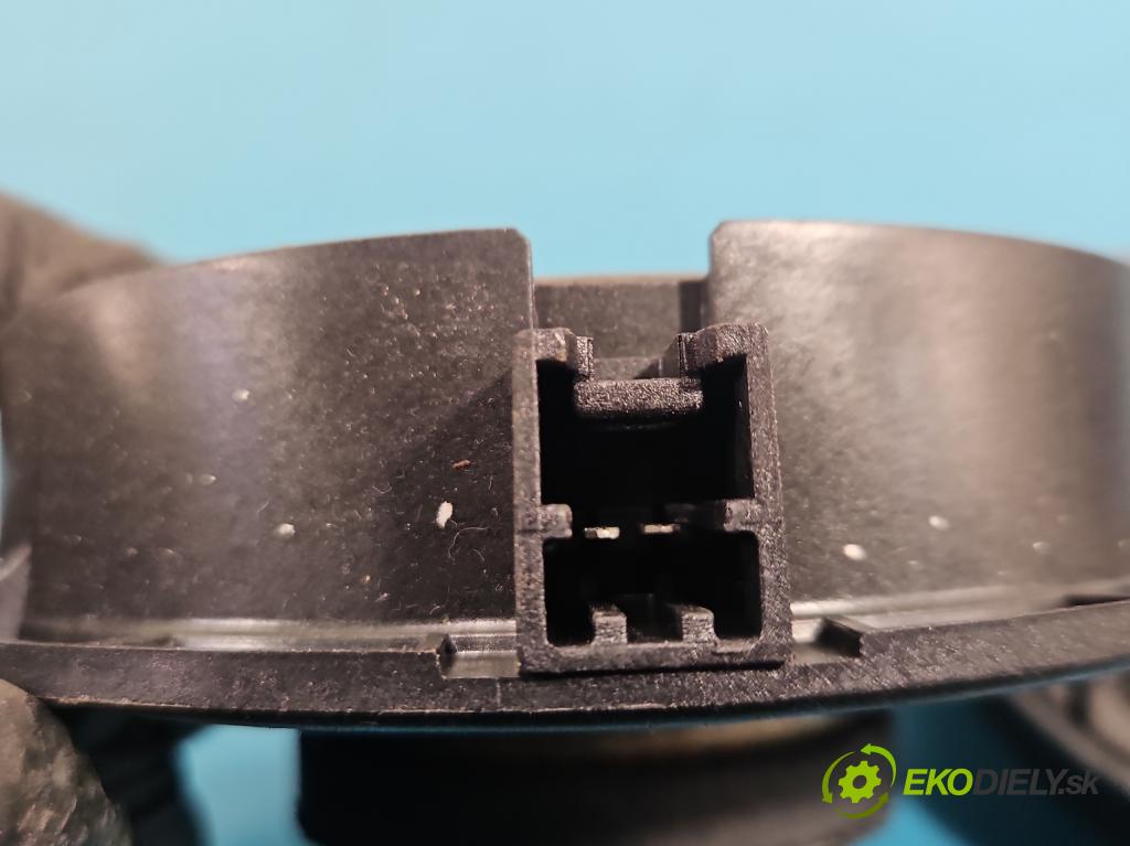 Renault Clio IV 2012-2020 1.2 16V 73 HP manual 54 kW 1149 cm3 5- reproduktory komplet 210098030021