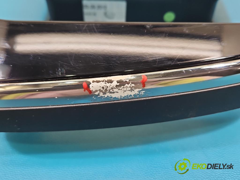 Renault Clio IV 2012-2020 1.2 16V 73 HP manual 54 kW 1149 cm3 5- Mřížka: kúrenia stredová 687504653R (Mriežka kúrenia (fukár))