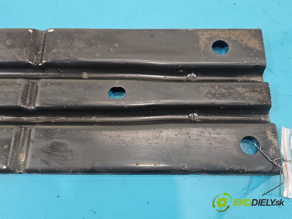 Volvo S90 II 2016- 2.0 T 320KM automatic 235 kW 1969 cm3 4- Upevnenie: 31420707