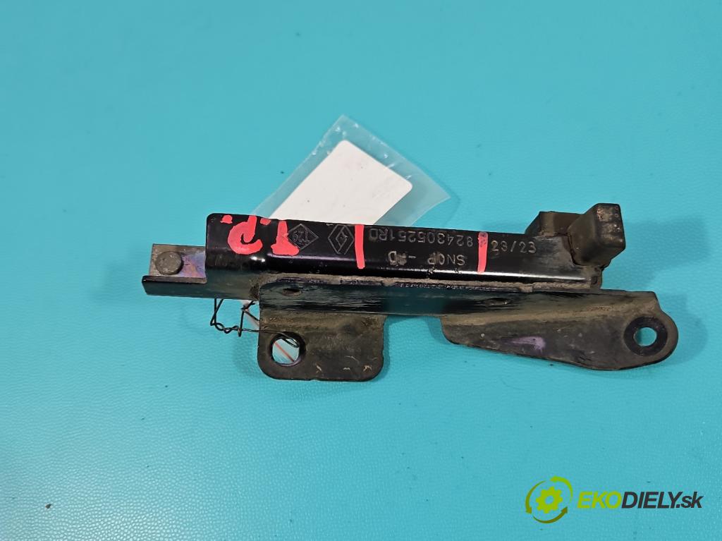 Renault Express 1.5 dci 95 HP manual 70 kW 1461 cm3 5- Zastaviť: dvere 824305251RD