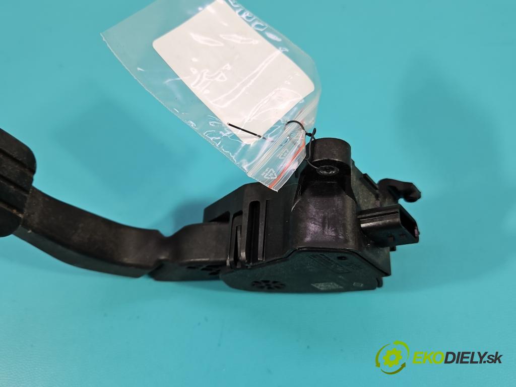 Renault Express 1.5 dci 95 HP manual 70 kW 1461 cm3 5- pedal plyn potenciometr: 180109176R