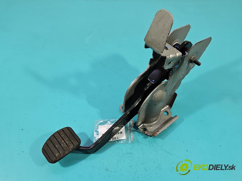 Renault Express 1.5 dci 95 HP manual 70 kW 1461 cm3 5- pedále ostatné 180204491R