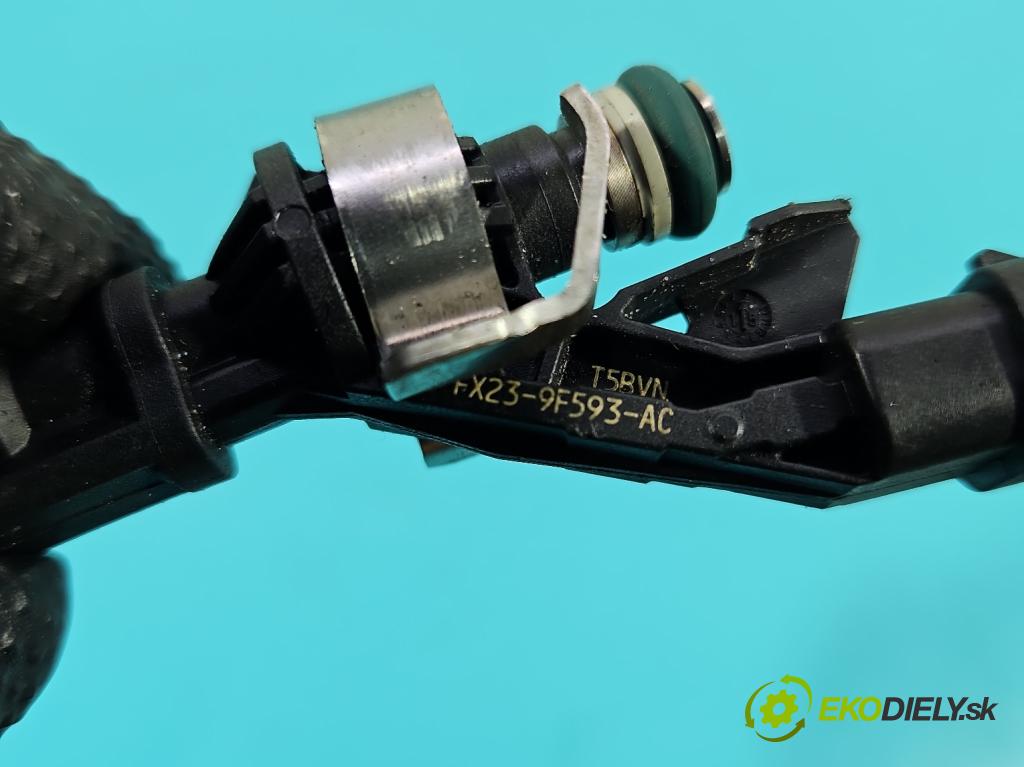 Jaguar XF II X260 2015- 3.0 V6 340KM: automatic 250 kW 2995 cm3 4- vstrek 0261500297 (Vstrekovač paliva)