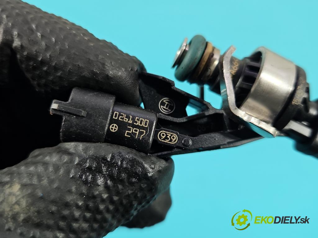 Jaguar XF II X260 2015- 3.0 V6 340KM: automatic 250 kW 2995 cm3 4- vstrek 0261500297 (Vstrekovač paliva)