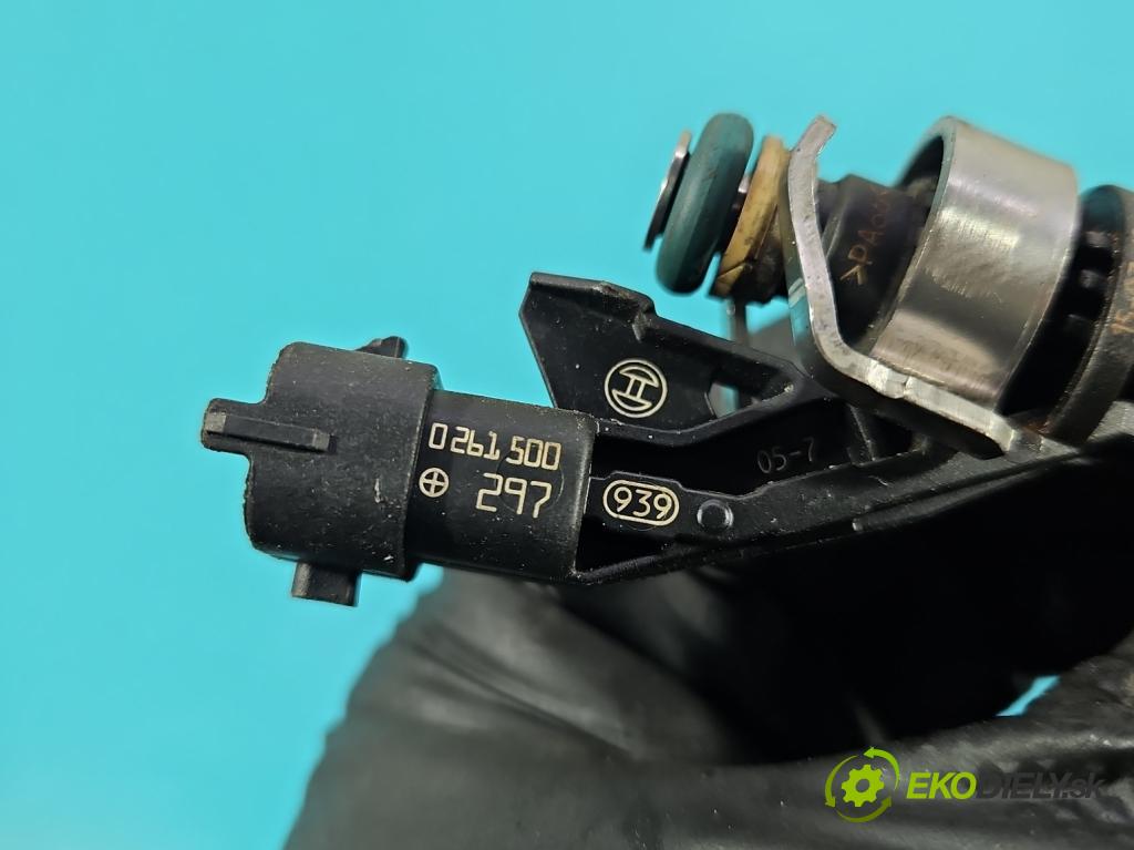 Jaguar XF II X260 2015- 3.0 V6 340KM: automatic 250 kW 2995 cm3 4- vstrek 0261500297 (Vstrekovač paliva)