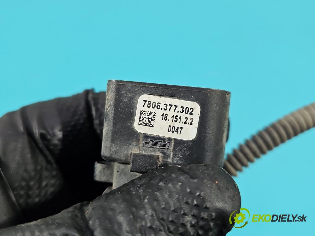 Volvo S90 II 2016- 2.0 T 320KM automatic 235 kW 1969 cm3 4- Balíček: 7806377302