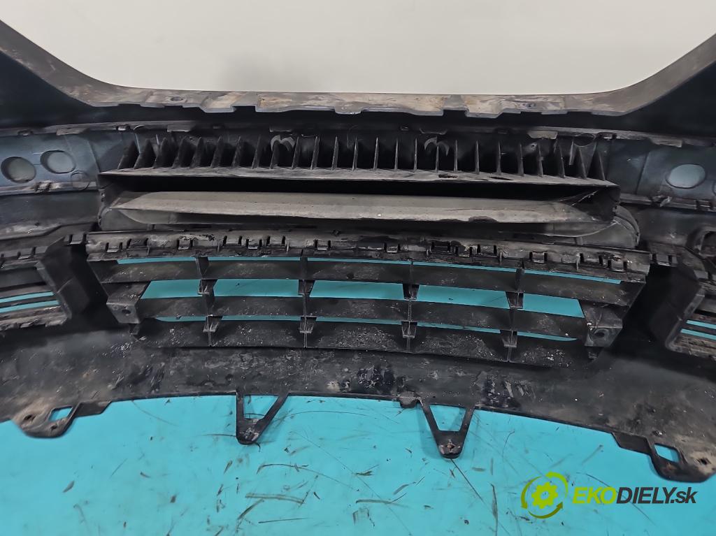 Vw Touran I 2003-2015 2.0 tdi 160 HP manual 118 kW 1968 cm3 5- nárazník predné  (Kľučka dverí ostatné)