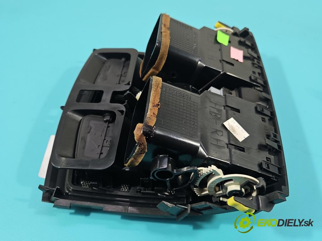 Toyota Auris I 2006-2013 2.0 D4D 126 hp manual 93 kW 1998 cm3 5- Mřížka: topení medián: 55670-02110 (Mřížka topení)