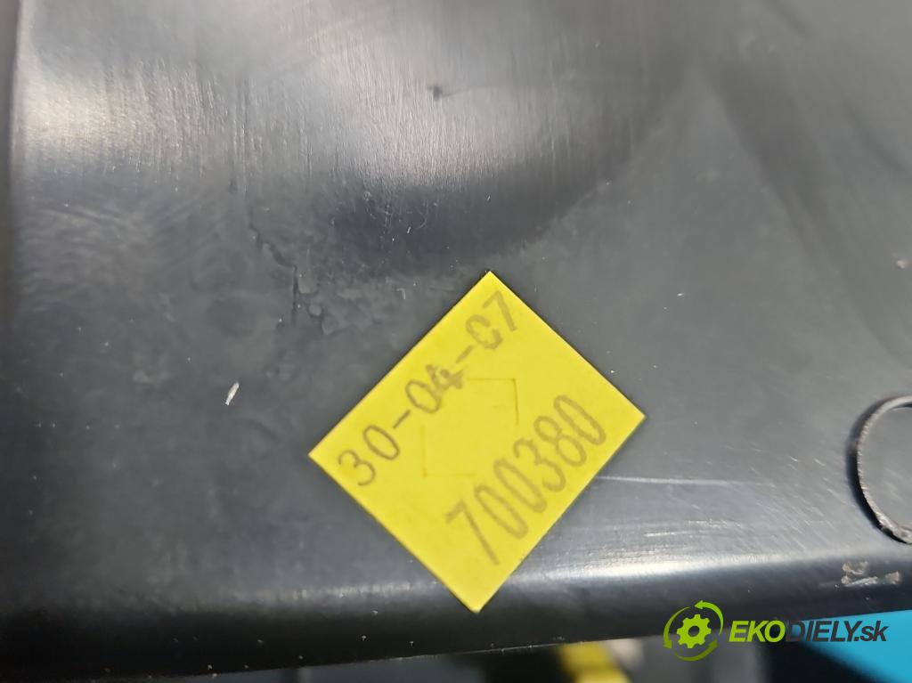 Toyota Auris I 2006-2013 2.0 D4D 126 HP manual 93 kW 1998 cm3 5- kastlík 55437-02020