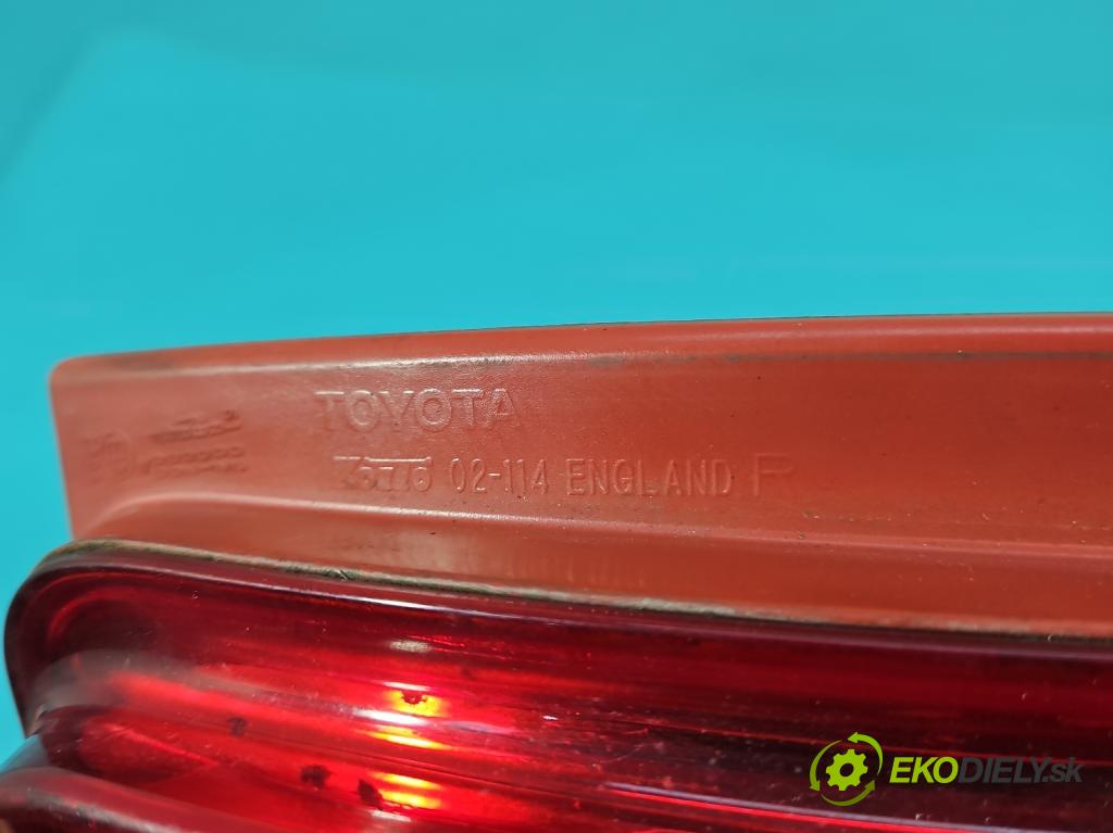 Toyota Auris I 2006-2013 2.0 D4D 126 HP manual 93 kW 1998 cm3 5- svetlo / reflektor zadné pravé  (Kľučka dverí ostatné)