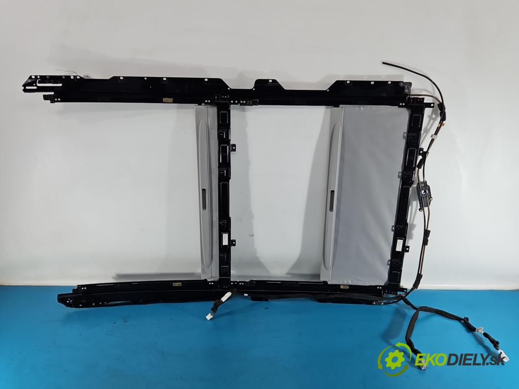 Kia Sportage III 2010-2015 2.0 crdi 136hp automatic 100 kW 1995 cm3 5- Střešní okno:  (Sklo karoserie)