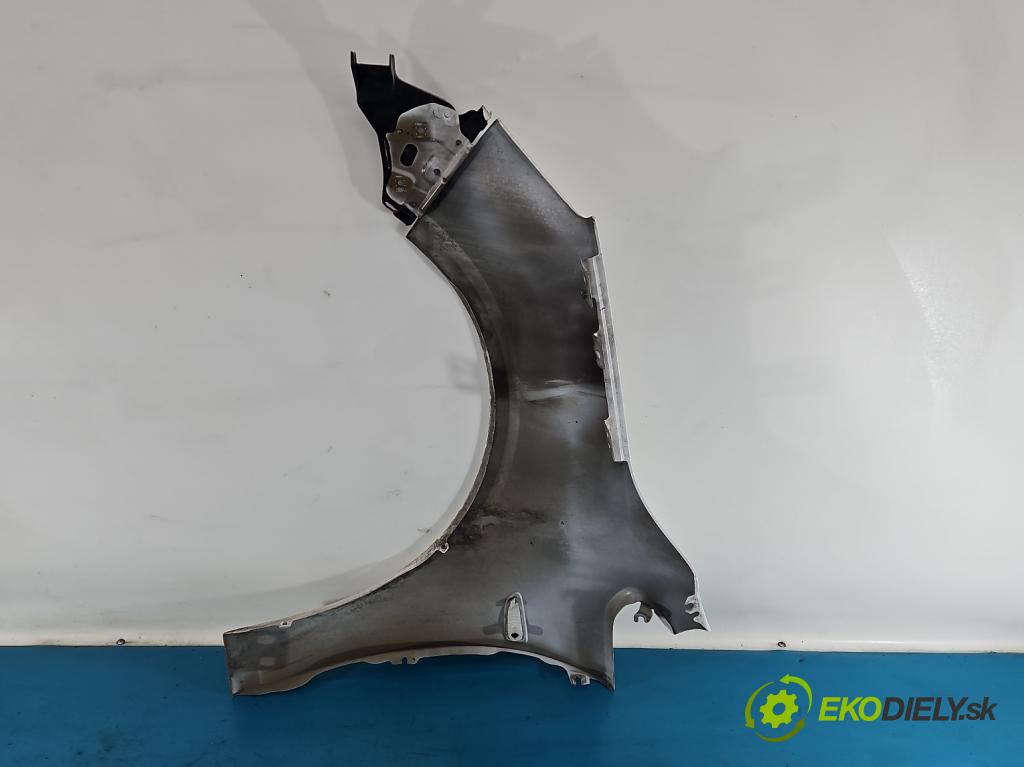 Opel Astra IV 2009-2015 1.7 cdti 125 HP manual 92 kW 1686 cm3 5- blatník predné pravý  (Kľučka dverí ostatné)