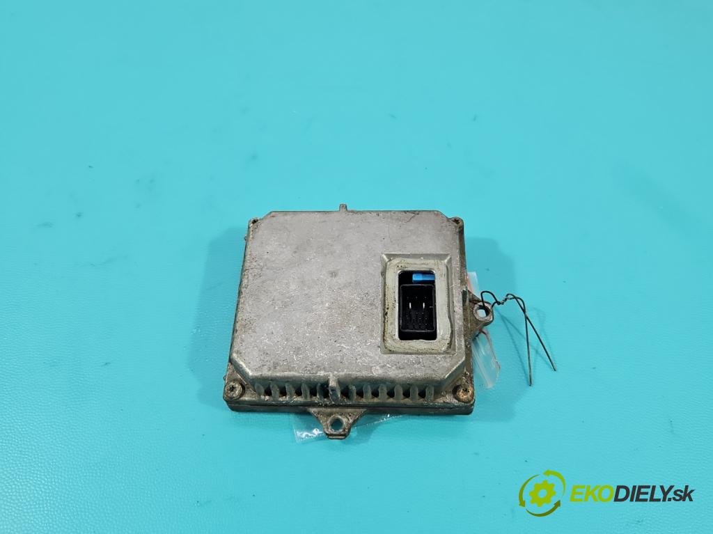 Vw Touran I 2003-2015 2.0 tdi 160 HP manual 118 kW 1968 cm3 5- střídač: xenon 1307329090 (Riadiaca jednotka xenónu)