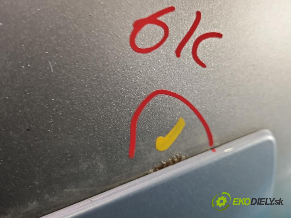 Toyota Auris I 2006-2013 2.0 D4D 126 HP manual 93 kW 1998 cm3 5- zadna kufor  (Kapota zadná (kufor))