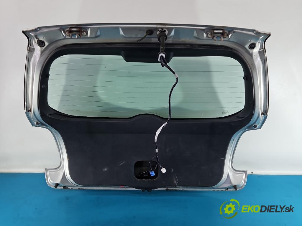 Toyota Auris I 2006-2013 2.0 D4D 126 HP manual 93 kW 1998 cm3 5- zadna kufor  (Kapota zadná (kufor))