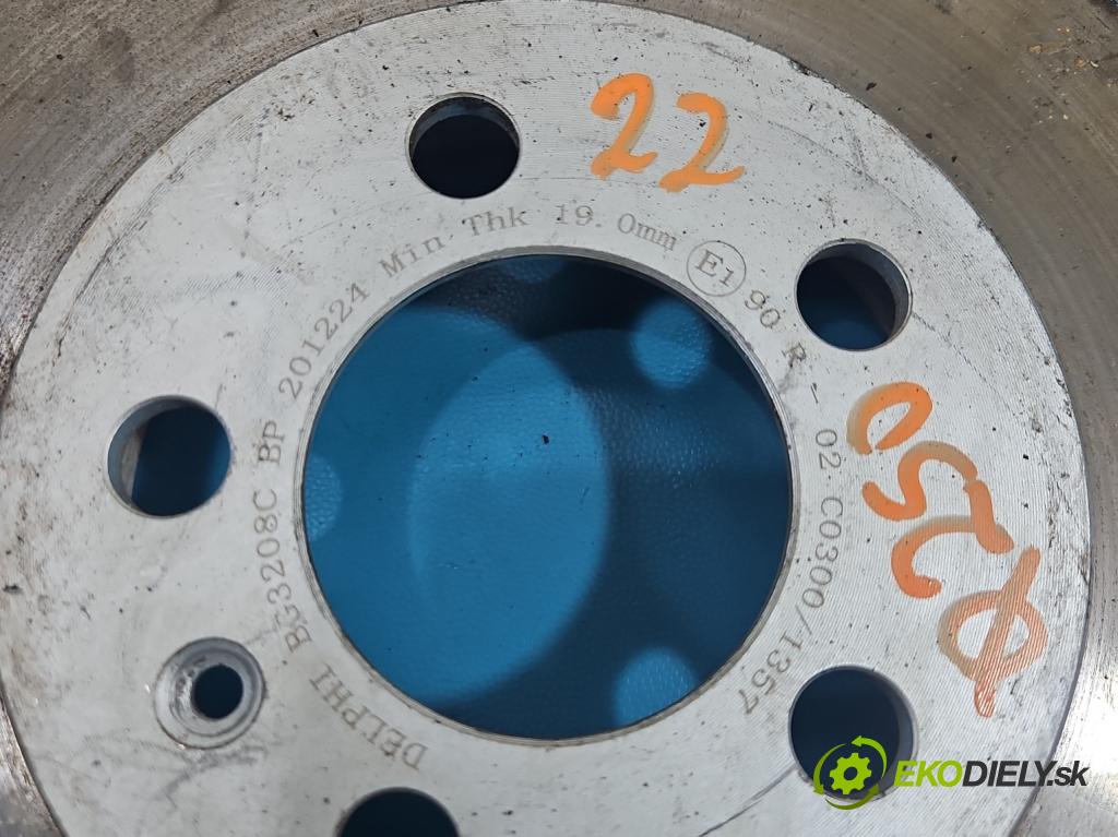 Seat Ibiza IV 6J 2008-2017 1.4 16V 86 HP manual 63 kW 1390 cm3 3- Štíty: brzdové predné