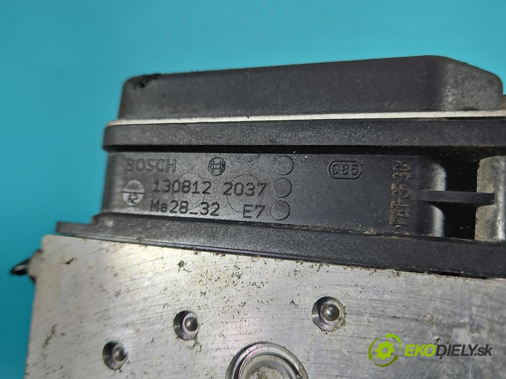 Nissan Qashqai I J10 2006-2013 1.6 16V 117 HP manual 86 kW 1598 cm3 5- čerpadlo abs 0265951743 (Pumpa ABS)