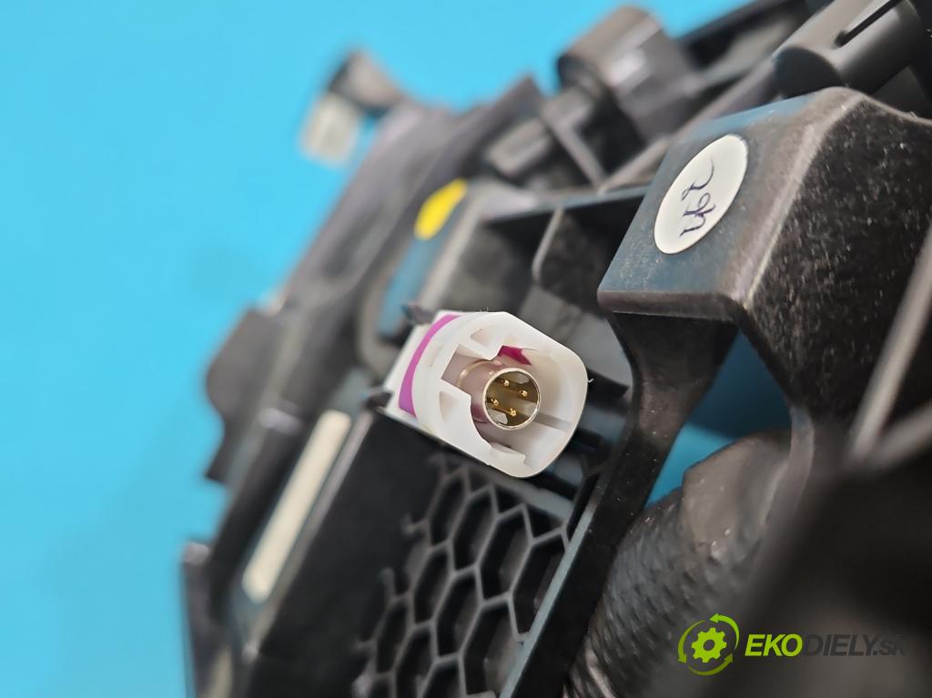 Peugeot 3008 II 2016-2023 1.5 hdi 131 HP automatic 96 kW 1499 cm3 5- Zobrazit: 9838917380 (Prístrojová doska)