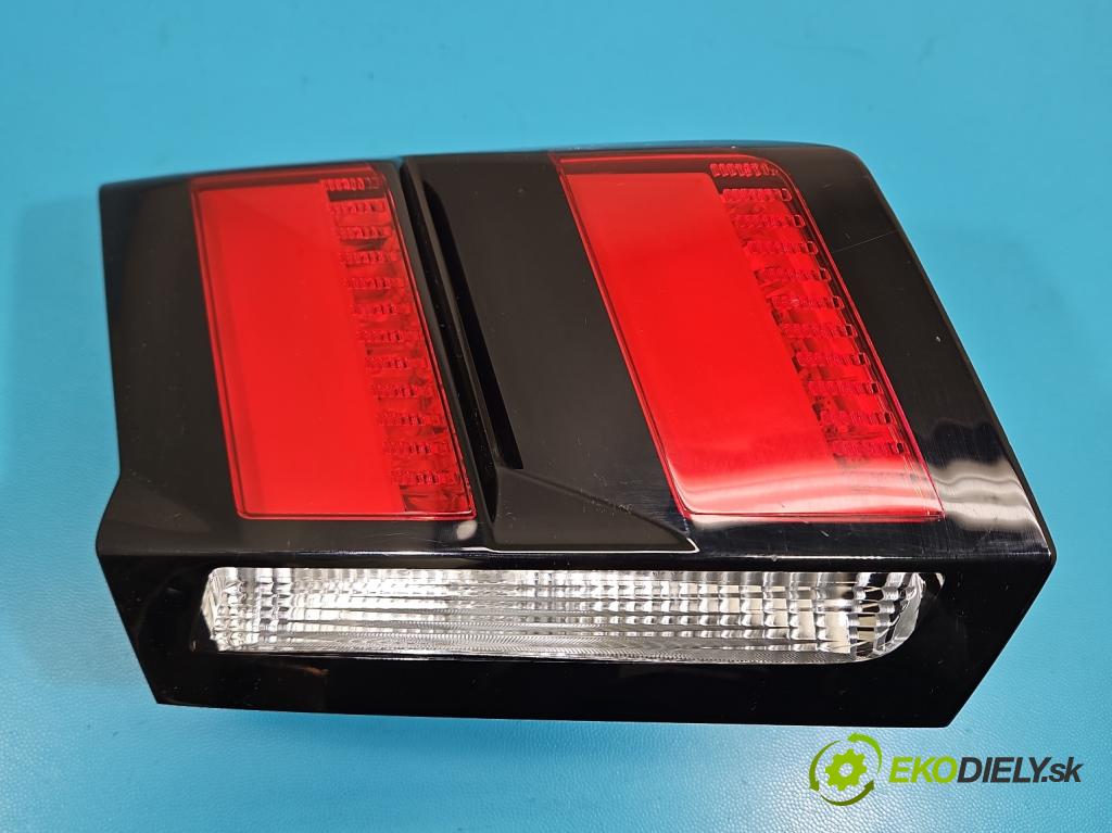 Peugeot 3008 II 2016-2023 1.5 hdi 131 HP automatic 96 kW 1499 cm3 5- svetlo / reflektor zadné ľavé 9810477880 (Kľučka dverí ostatné)