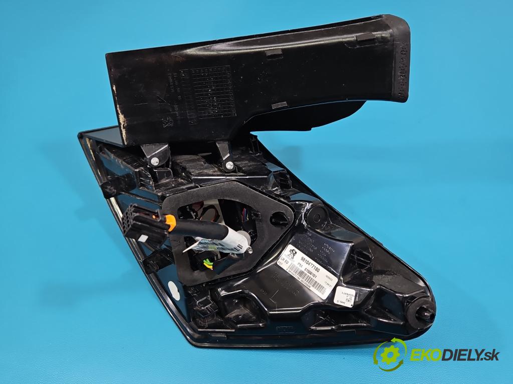 Peugeot 3008 II 2016-2023 1.5 hdi 131 HP automatic 96 kW 1499 cm3 5- svetlo / reflektor zadné ľavé 9810477180 (Kľučka dverí ostatné)