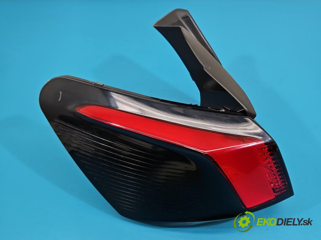 Peugeot 3008 II 2016-2023 1.5 hdi 131 HP automatic 96 kW 1499 cm3 5- svetlo / reflektor zadné ľavé 9810477180 (Kľučka dverí ostatné)