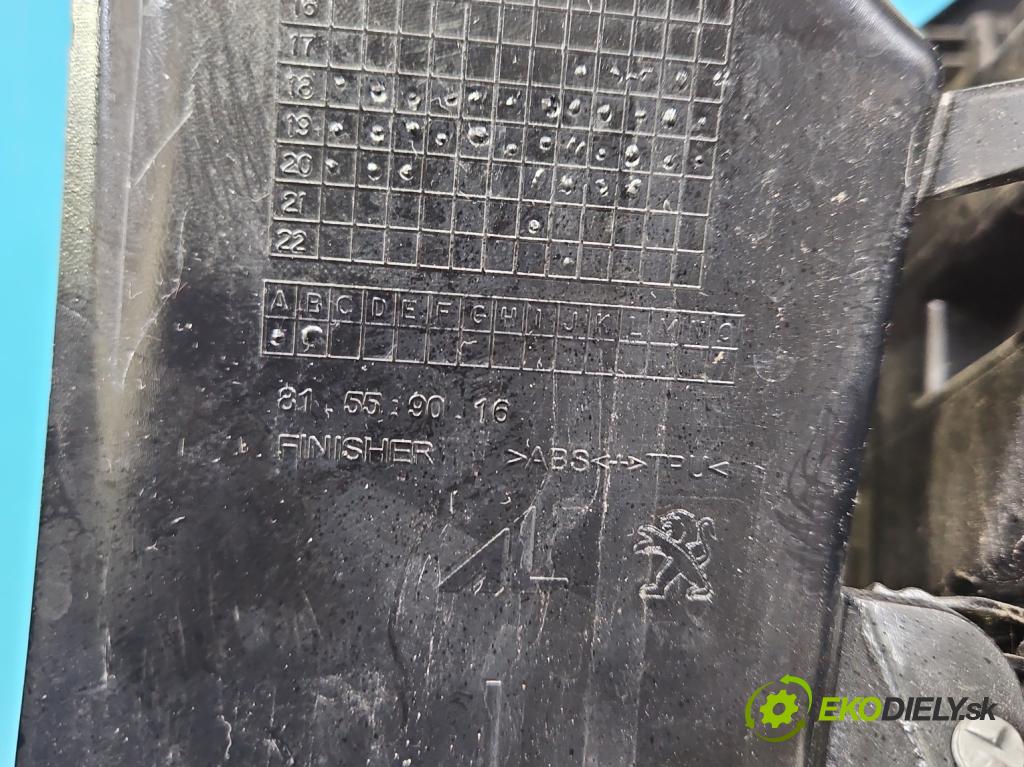 Peugeot 3008 II 2016-2023 1.5 hdi 131 HP automatic 96 kW 1499 cm3 5- svetlo / reflektor zadné ľavé 9810477180 (Kľučka dverí ostatné)