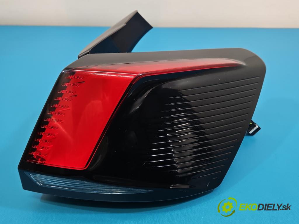 Peugeot 3008 II 2016-2023 1.5 hdi 131 HP automatic 96 kW 1499 cm3 5- svetlo / reflektor zadné pravé 9810477080 (Kľučka dverí ostatné)