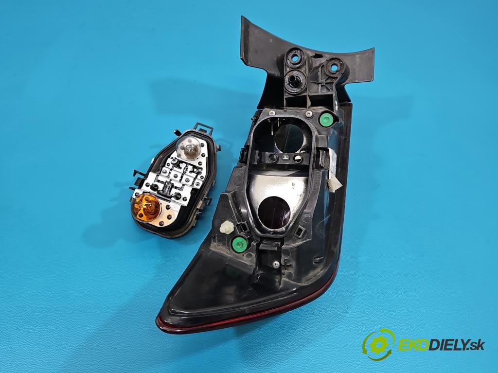 Renault Clio IV 2012-2020 1.2 16V 73 HP manual 54 kW 1149 cm3 5- svetlo / reflektor zadné pravé 265502631R (Kľučka dverí ostatné)