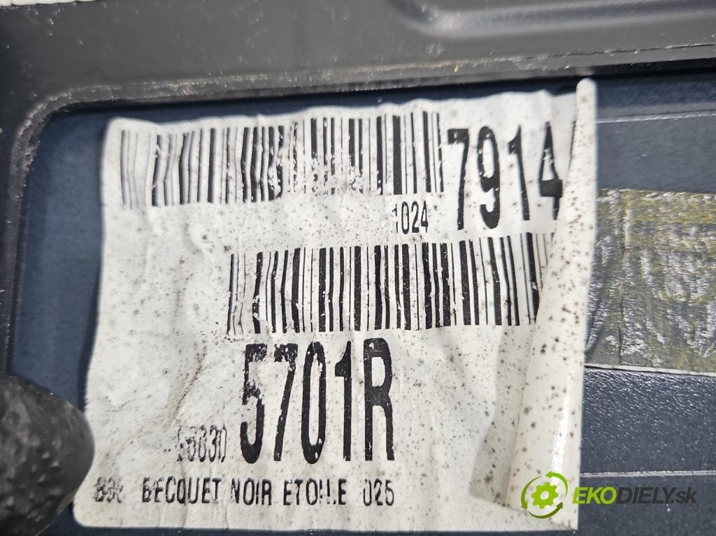 Renault Clio IV 2012-2020 1.2 16V 73 hp manual 54 kW 1149 cm3 5- spoiler 960307284R (Spoiler)