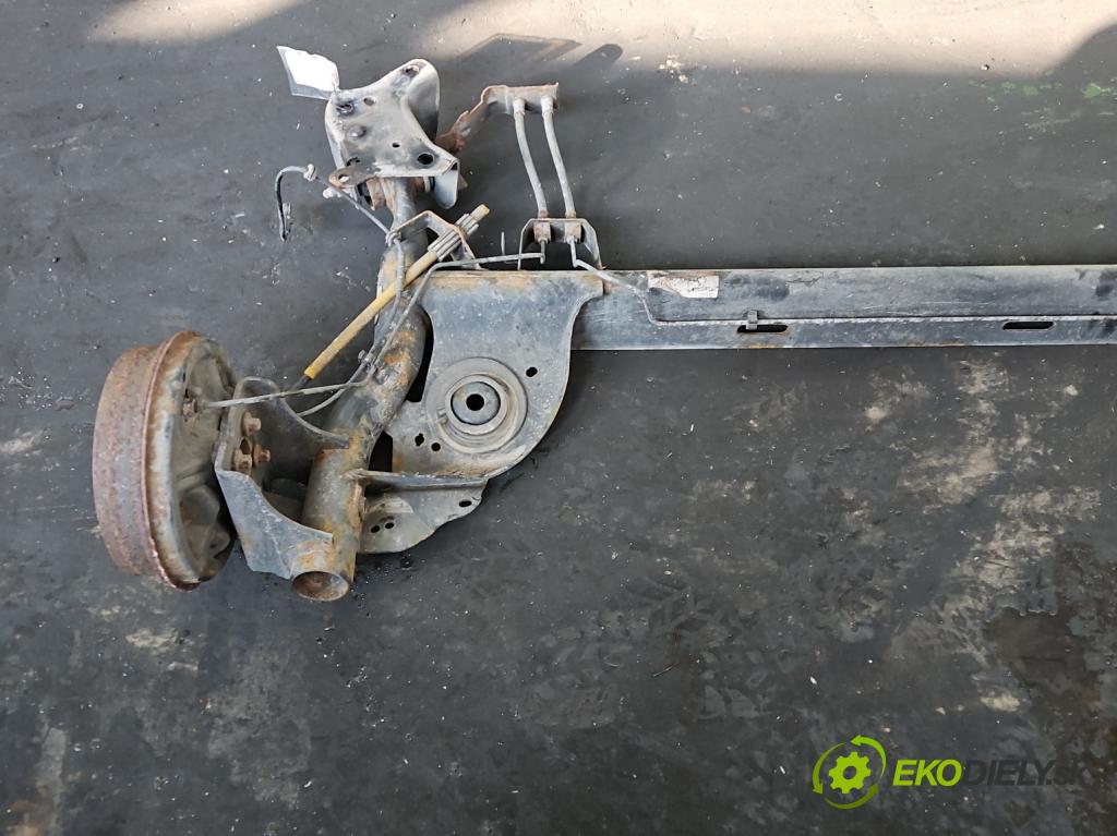 Renault Clio IV 2012-2020 1.2 16V 73 HP manual 54 kW 1149 cm3 5- zadna výstuha  (Výstuha zadná)