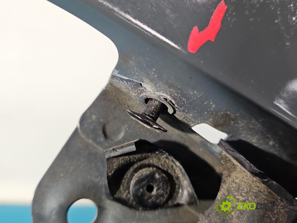 Renault Express 1.5 dci 95 hp manual 70 kW 1461 cm3 5- blatnik přední levý  (Levý přední blatník)