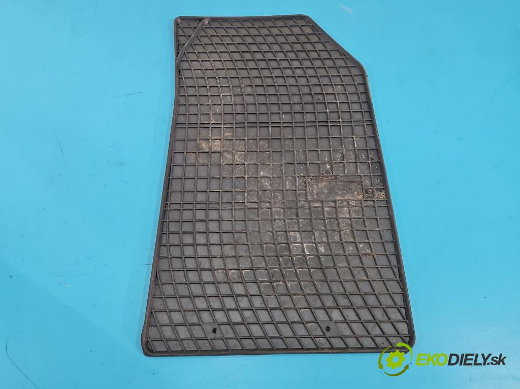 Renault Clio IV 2012-2020 1.2 16V 73 HP manual 54 kW 1149 cm3 5- Koberce: