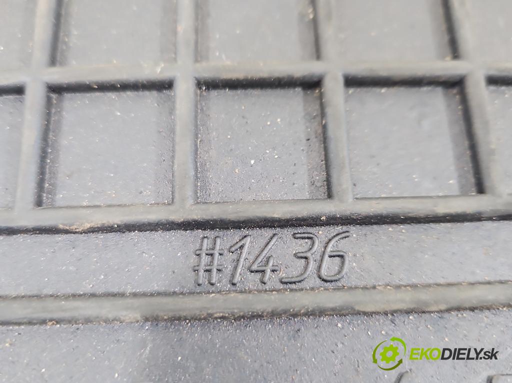 Renault Clio IV 2012-2020 1.2 16V 73 HP manual 54 kW 1149 cm3 5- Koberce: