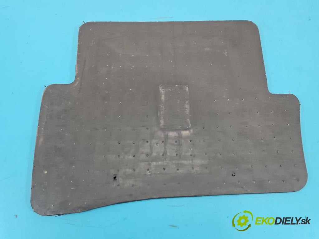 Renault Clio IV 2012-2020 1.2 16V 73 HP manual 54 kW 1149 cm3 5- Koberce: