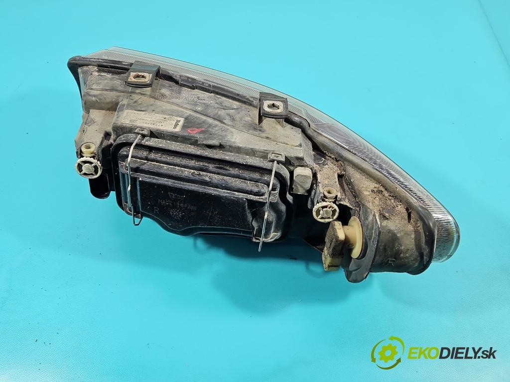 Seat Toledo II 1998-2004 1.9 tdi 110 HP manual 81 kW 1896 cm3 4- Reflektor: pravý 1M1941002D (Svetlo predné pravé)