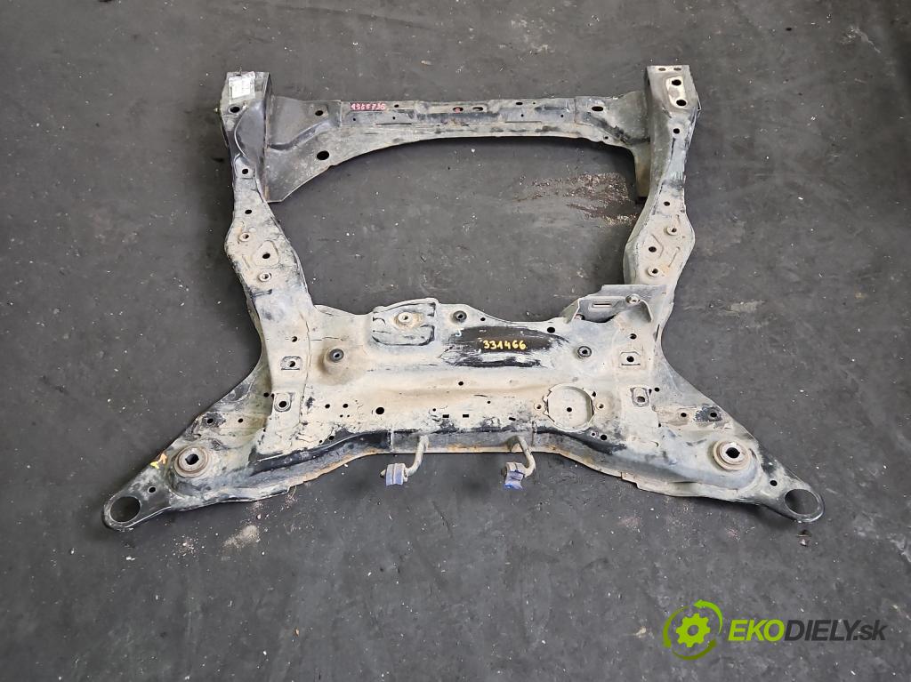 Volvo S90 II 2016- 2.0 T 320KM automatic 235 kW 1969 cm3 4- výztuha motoru 